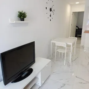 https://apt-casa-de-afriquita.in-canary-islands.com